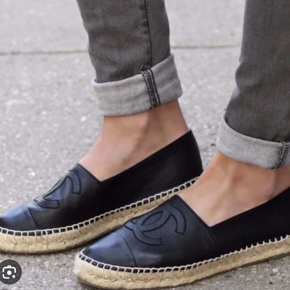 Chanel espadrilles size 10 - Picture 2 of 3
